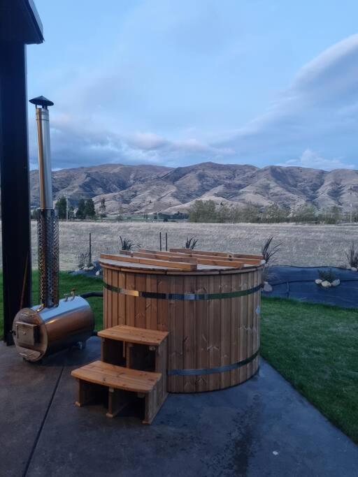 Relax In Rural Wanaka Villa Queensberry Eksteriør bilde